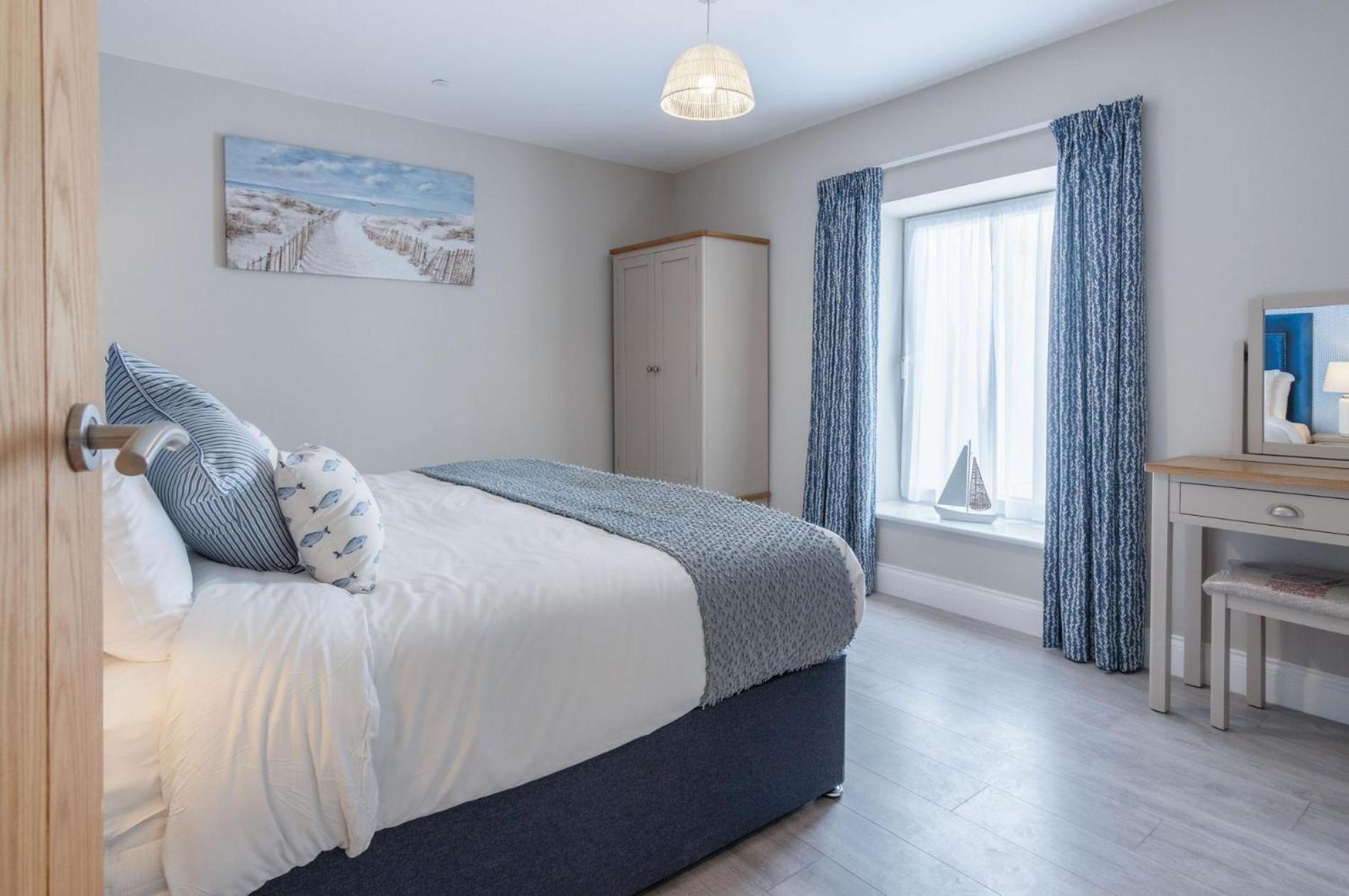 Haven View - 2 Bedroom Apartment - Milford Haven Exterior photo