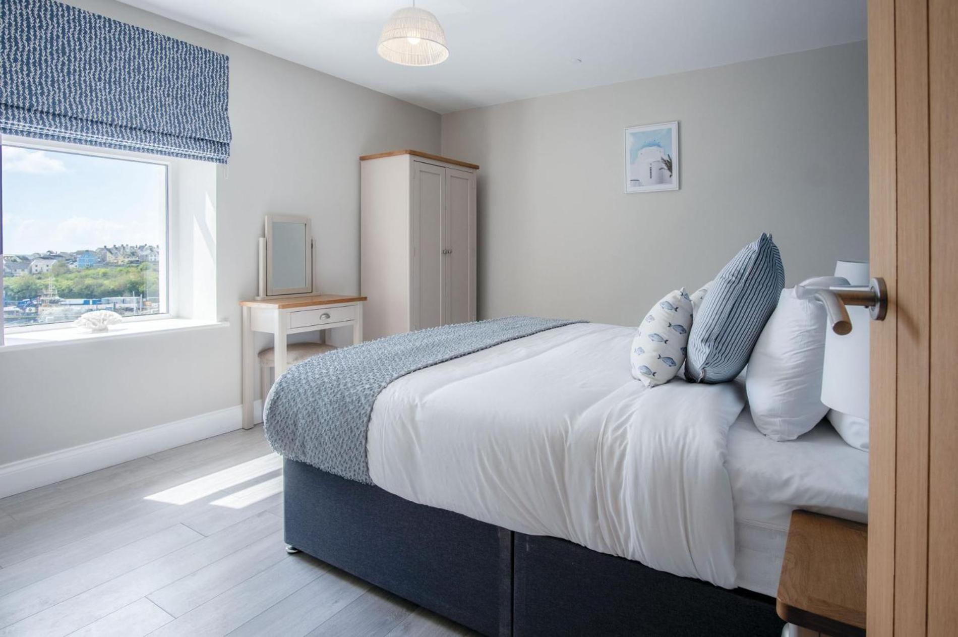 Haven View - 2 Bedroom Apartment - Milford Haven Exterior photo