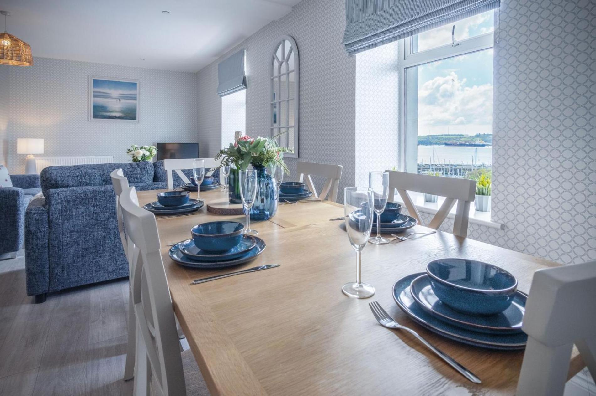 Haven View - 2 Bedroom Apartment - Milford Haven Exterior photo
